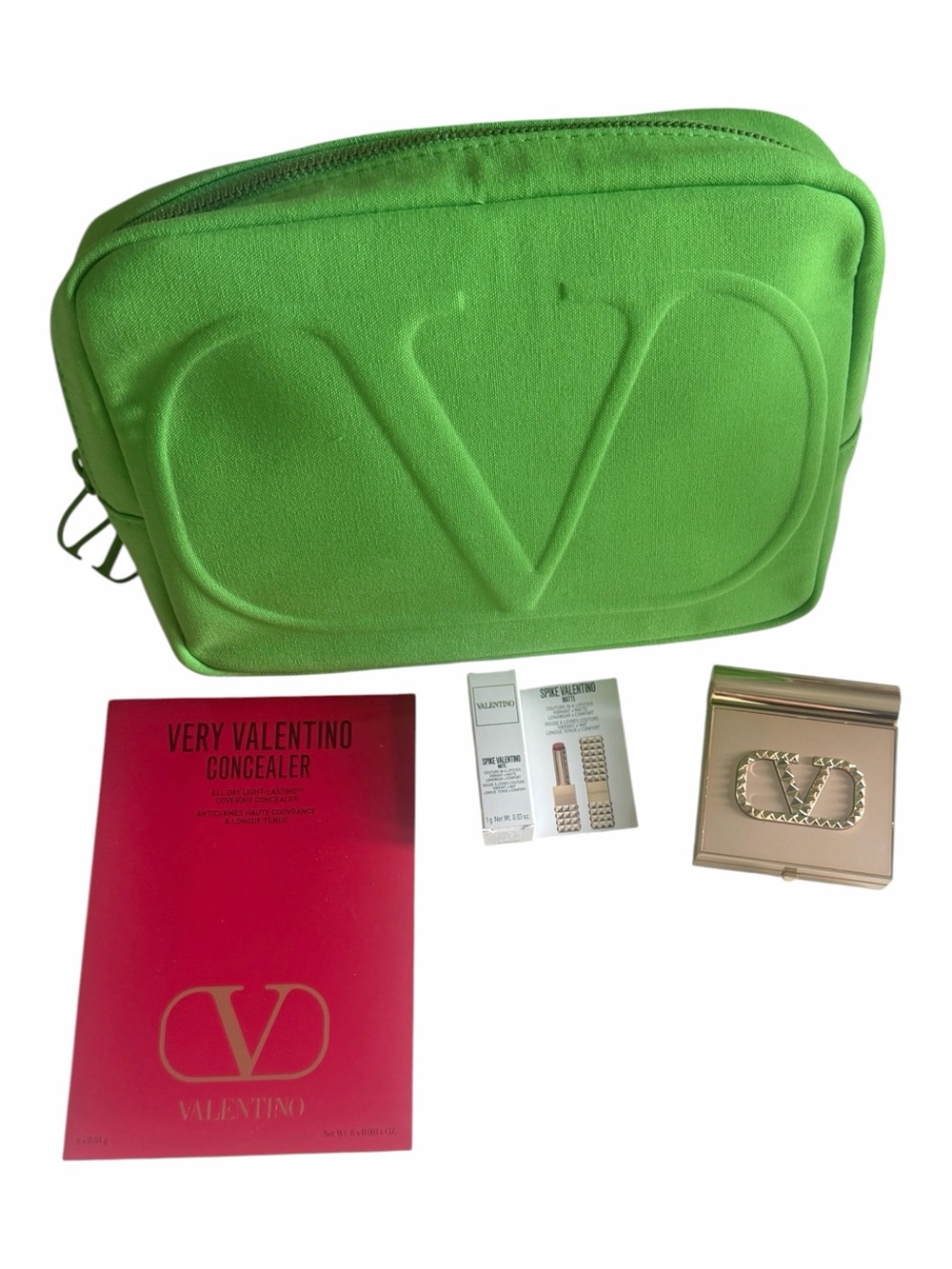 Valentino Beauty Gift Set Green VLogo Bag + Eye2Cheek + Lipstick & Concealer